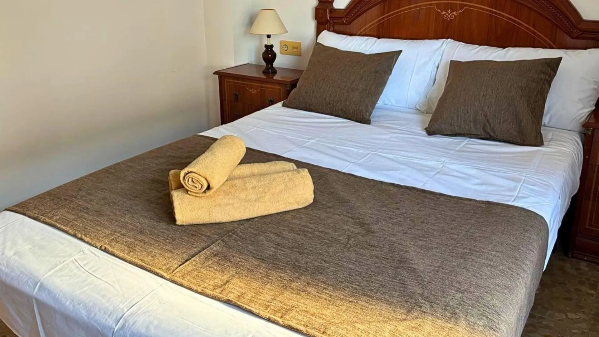 Apartment Casa Moreno Authentic Charm And Comfort In Velez-Malaga